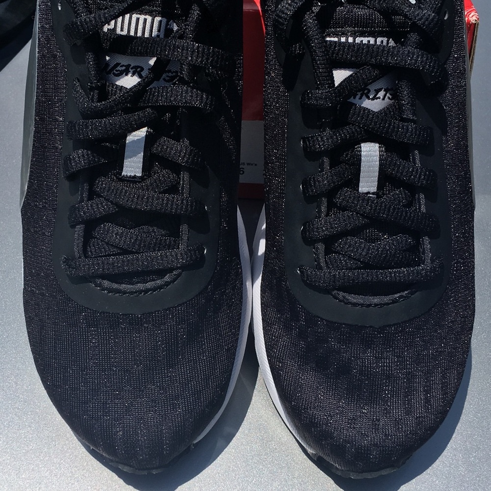 New Women’s Puma Black Silver Sweetness! 🥰🛒🛍
